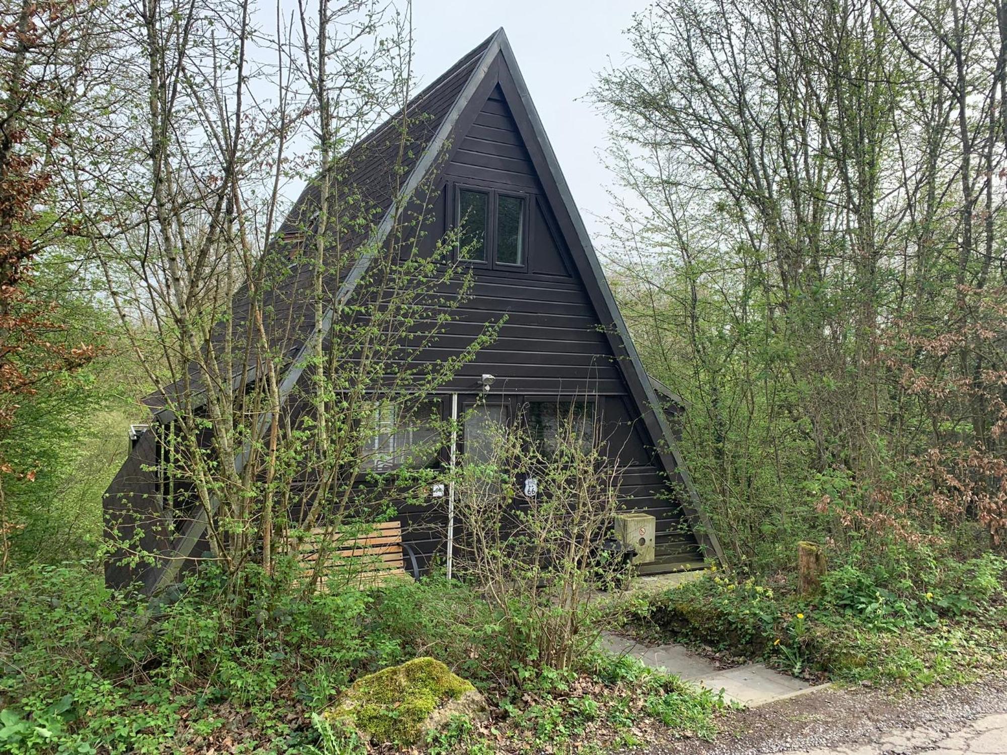 Heerlijk Vakantiehuis In Bos Bij Durbuy Eksteriør billede